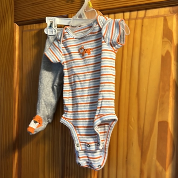 Carter’s size 3 months 4 piece set with jungle animals - Picture 2 of 13